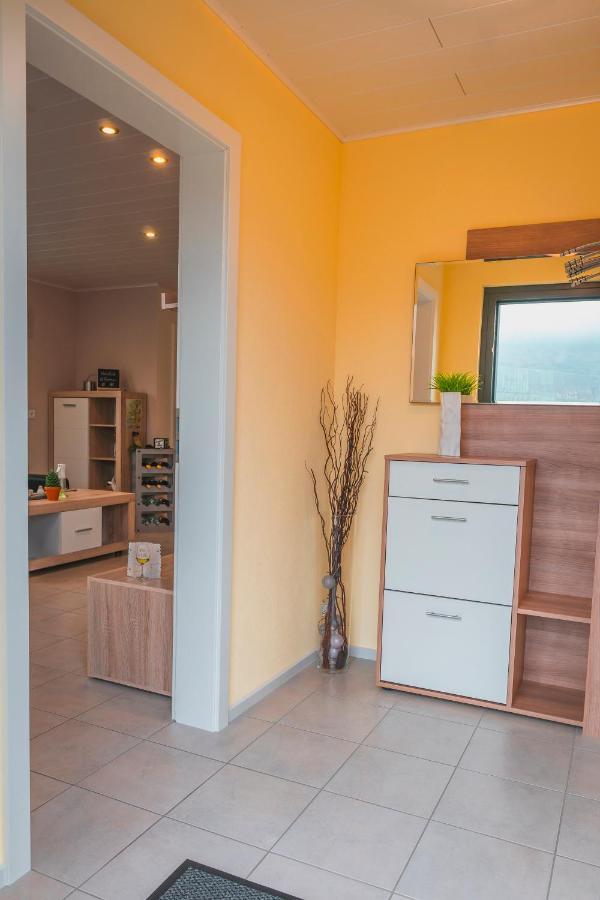 Ferienwohnung "Schoene Aussicht" Reil Buitenkant foto
