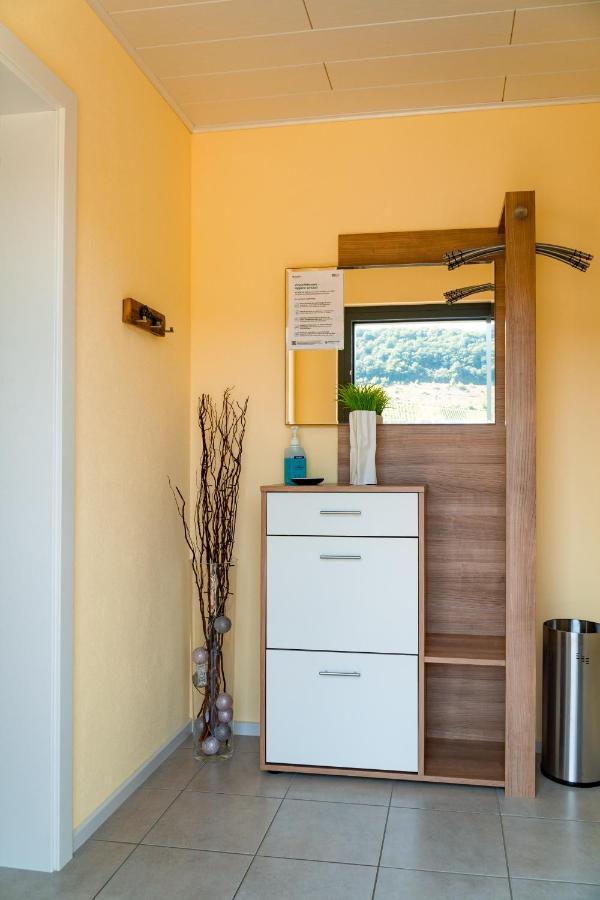 Ferienwohnung "Schoene Aussicht" Reil Buitenkant foto