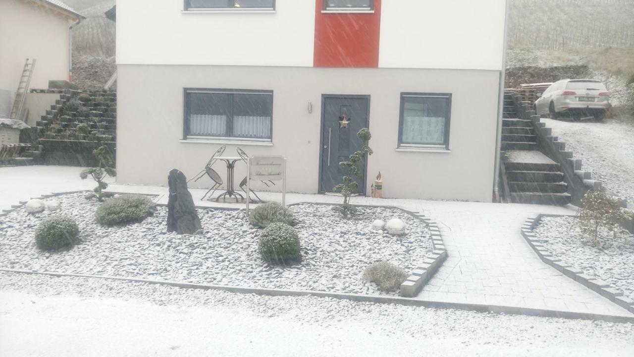 Ferienwohnung "Schoene Aussicht" Reil Buitenkant foto